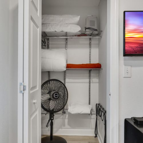 Closet - Fan/Heater