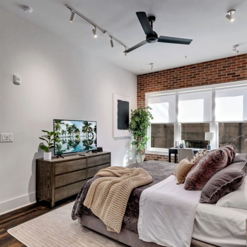 Master Bed - Ceiling Fan