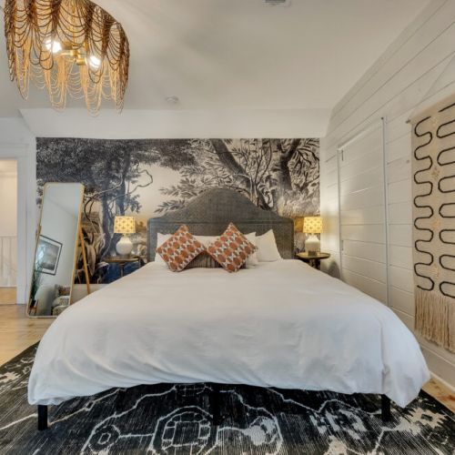 Unit 1 - Cozy bedroom retreat