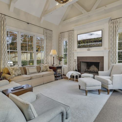 Primary Family Room -  Smart TV