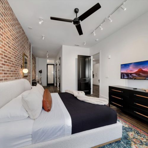 Master Bed - 40 inch Smart TV