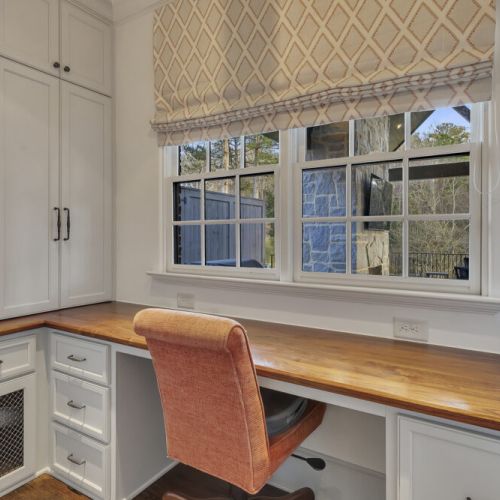 Wide table for remote work