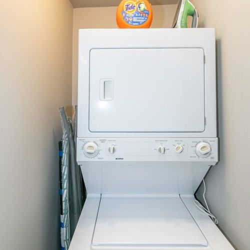 Washer/ dryer in the unit