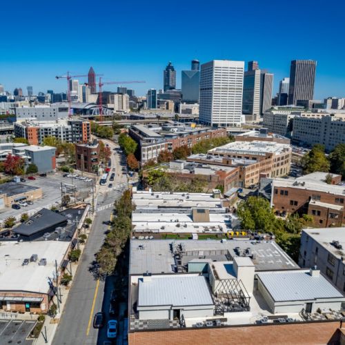 Downtown Views - GWCC + State Farm Arena 2.5 Blocks