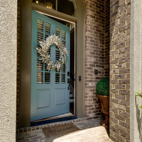 Front Entry w Smart Lock