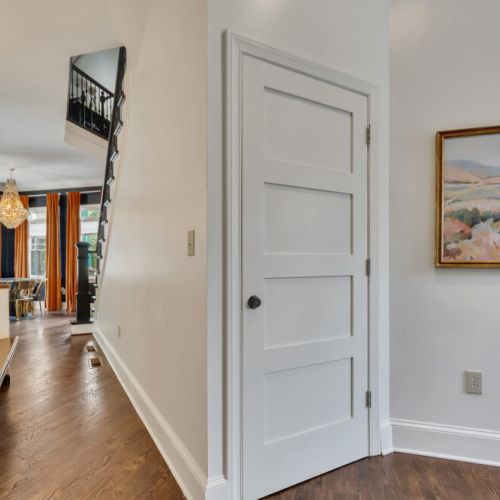 Hallway goals! Mixing natural textures with vibrant colors for a warm,