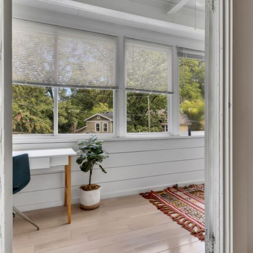 Unit 1 - A sunroom with a view