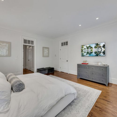 Master on main - King