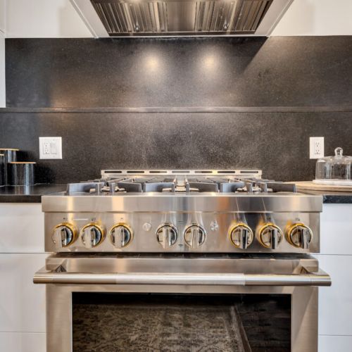 Chefs Kitchen - JenAir Appliances