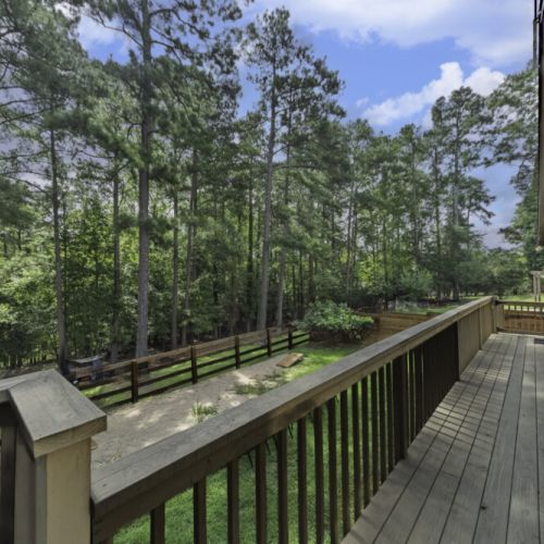 Fully fenced backyard for privacy and safety