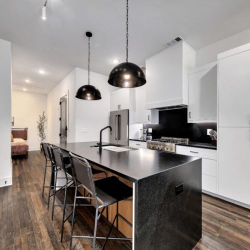 Kitchen - Custom Cabinets