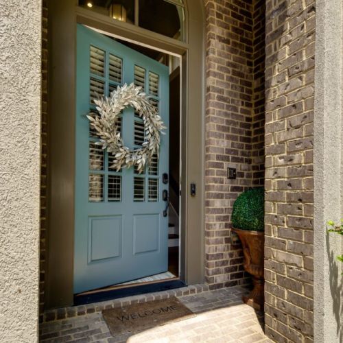Front Entry w Smart Lock