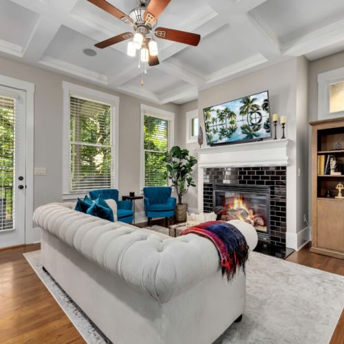 55inch smart TV w xfinity cable