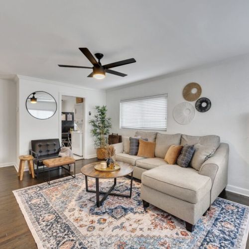 Relaxing Living room - Sleeper Sofa