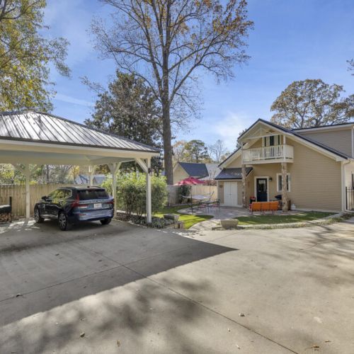 2 Carport at the back of the house.