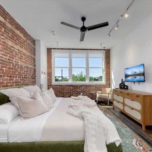 Master Bed - Ceiling Fan