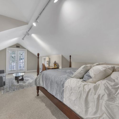 Bedroom 1 - Spacious comfy bed