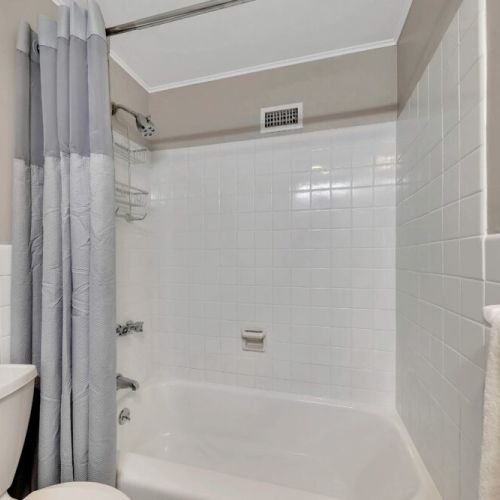 Bathroom - Bathtub