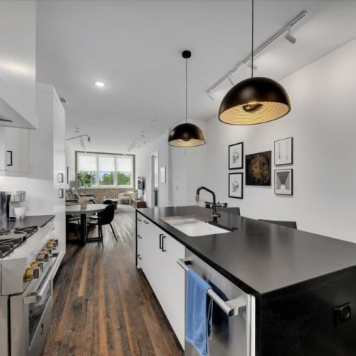 Chefs Kitchen - Open Floor Plan