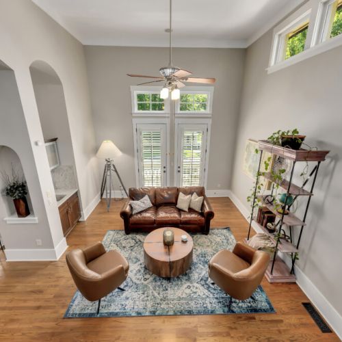 Great Room - 25ft Ceilings
