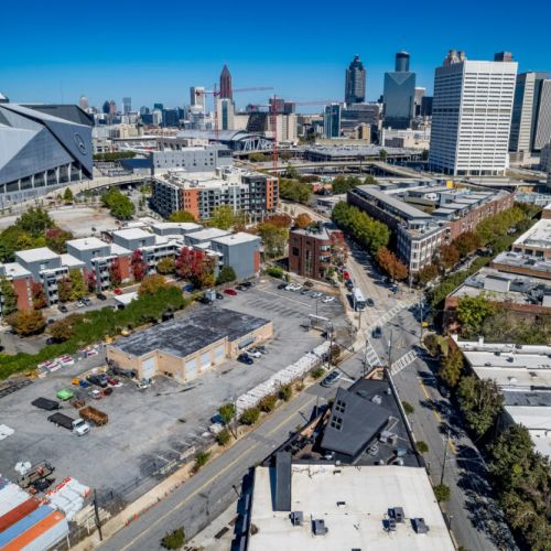 Downtown Views - GWCC + State Farm Arena 2.5 Blocks