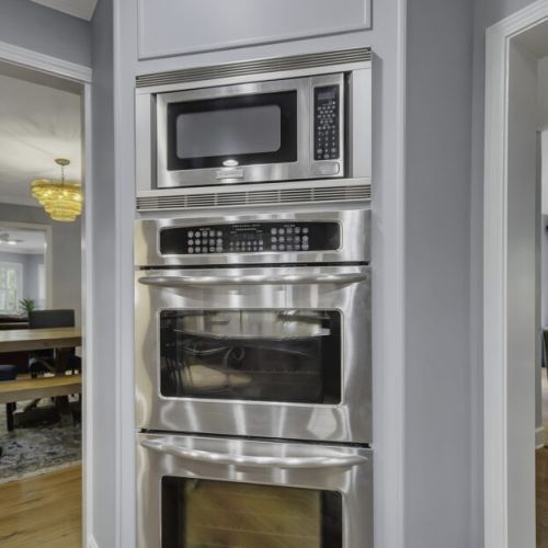 Double wall ovens + built-in microwave