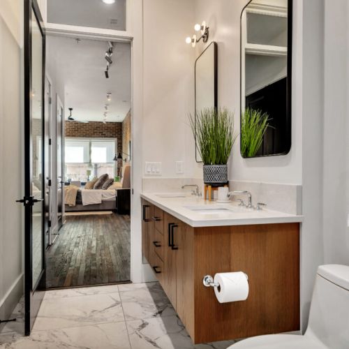 Master Bath - Custom Lighting