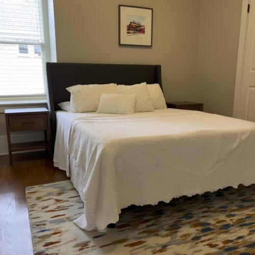 Third Bedroom (Queen) w night stand charging stations