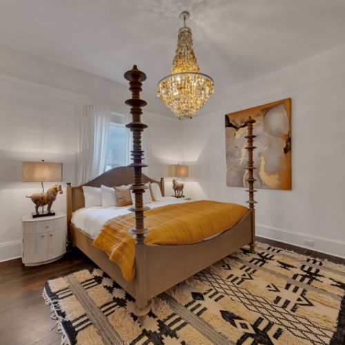 Bedroom (King)  1 - Unit A