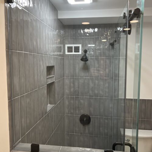 Sparkling walk in shower
