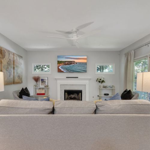 Living Room - Ceiling Fan