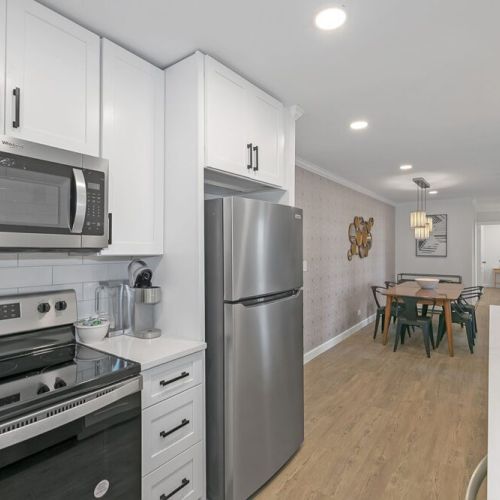 Updated Kitchen. Microwave currently out of service. A table top microwave has been added.