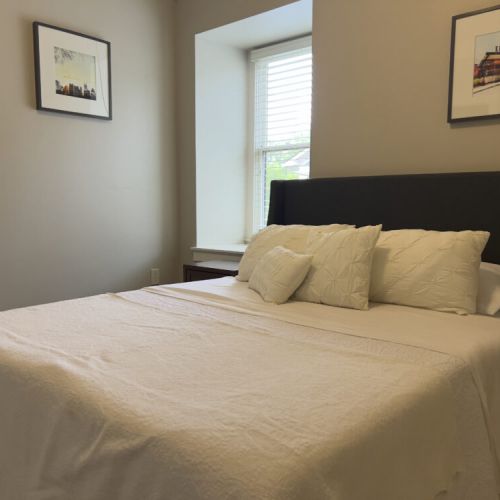 Third Bedroom (Queen) w adjoining jack n jill bathroom