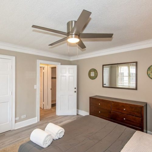 Bedroom with fan