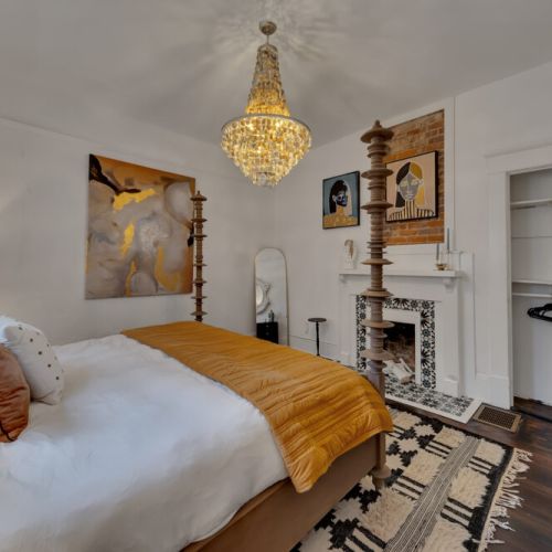 Bedroom (King)  1 - Unit A