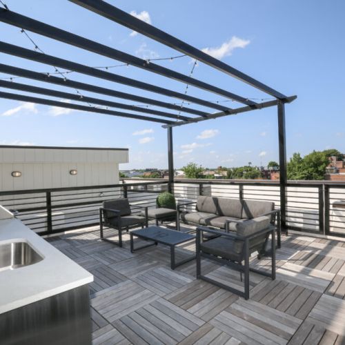 Common Area Rooftop Patio