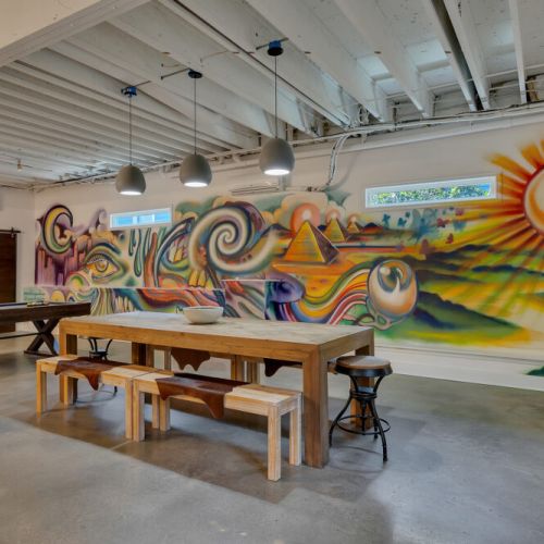 Dinner with a view! That incredible graffiti wall turns this dining area into a true work of art