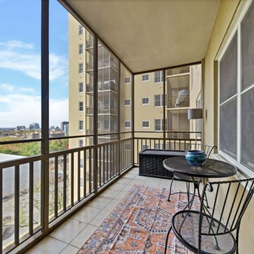 Private Patio - Skyline Views