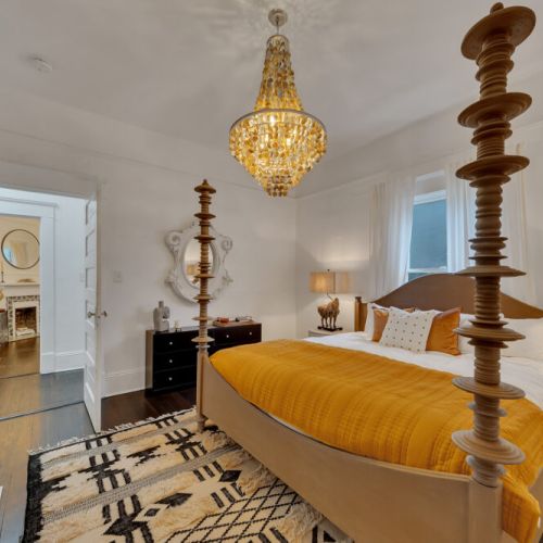 Bedroom (King)  1 - Unit A