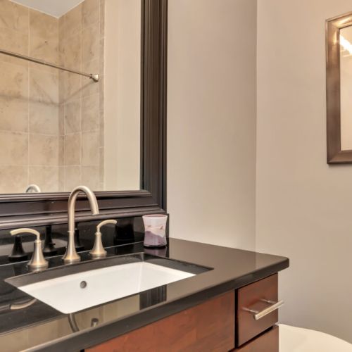 Mudroom w attached full bathroom