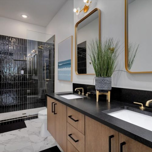 Master Bath - Custom Lighting