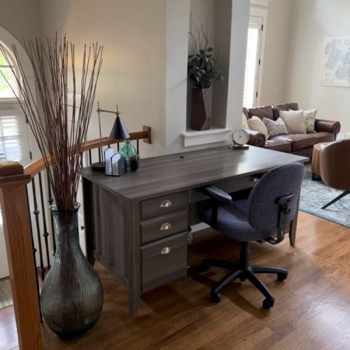 Large Work Station
